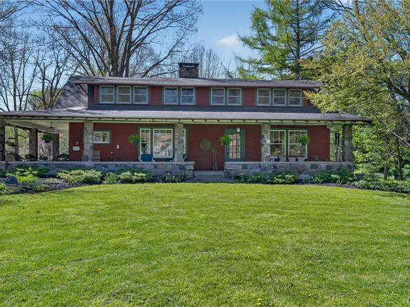 410 Salt Springs St, Fayetteville, NY 13066