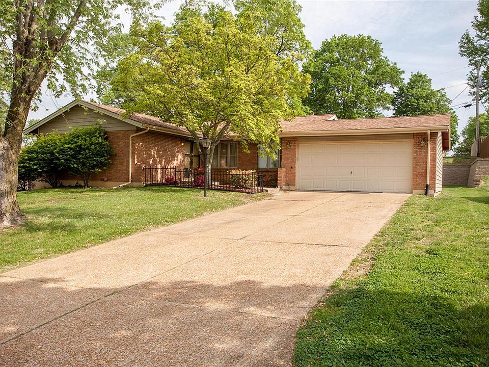 1st image of 12333 Betsy Ross Ln