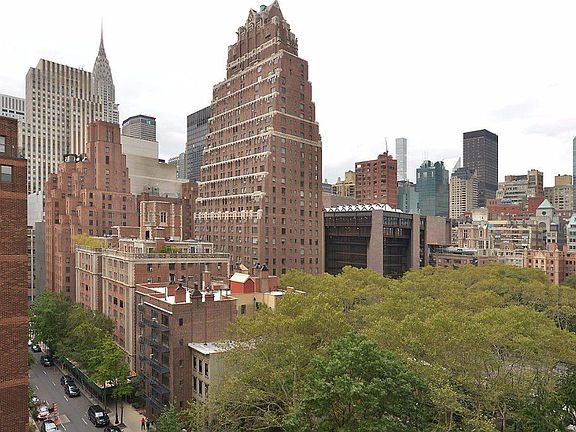 5th image of 5 Tudor City Pl APT 1104