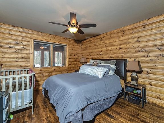 4th image of 1017 Nicolet Shores Ln
