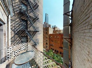 250 W 72nd St #4C, New York, NY 10023