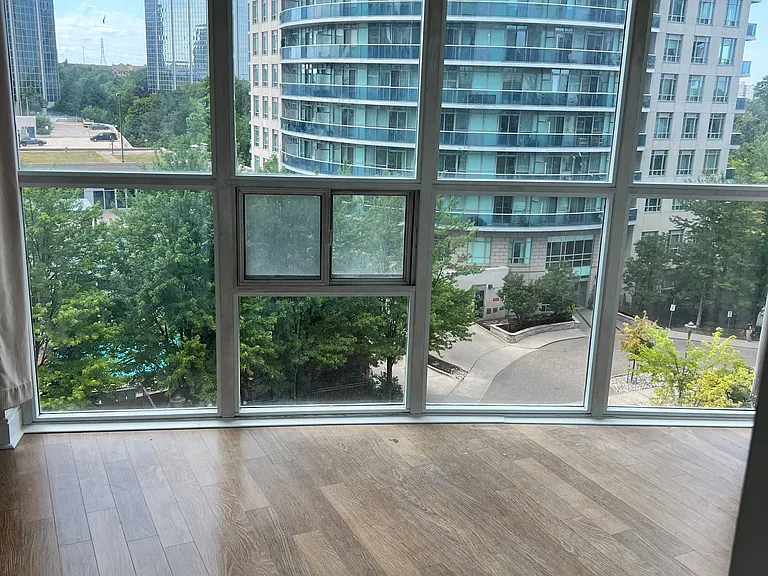 70 Absolute Ave #610 — Photo 11