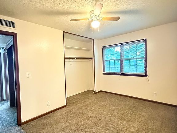5th image of 4918 Ames Ave APT 3