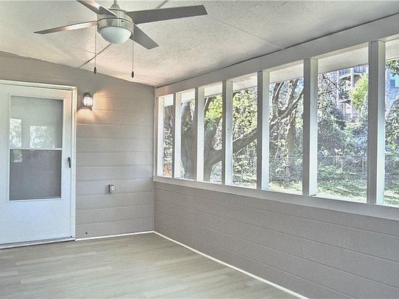 5th image of 6078 Hillvale Rd