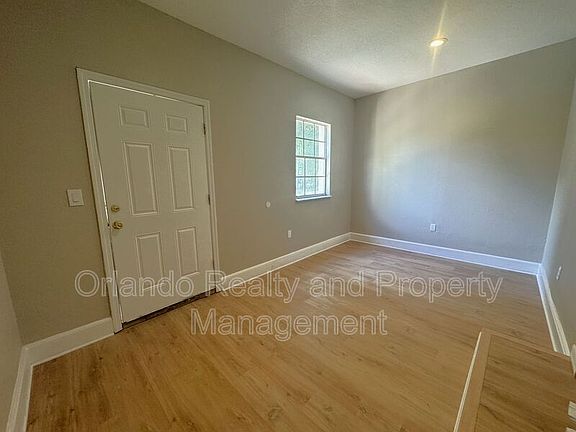 4th image of 4530 Huppel Ave