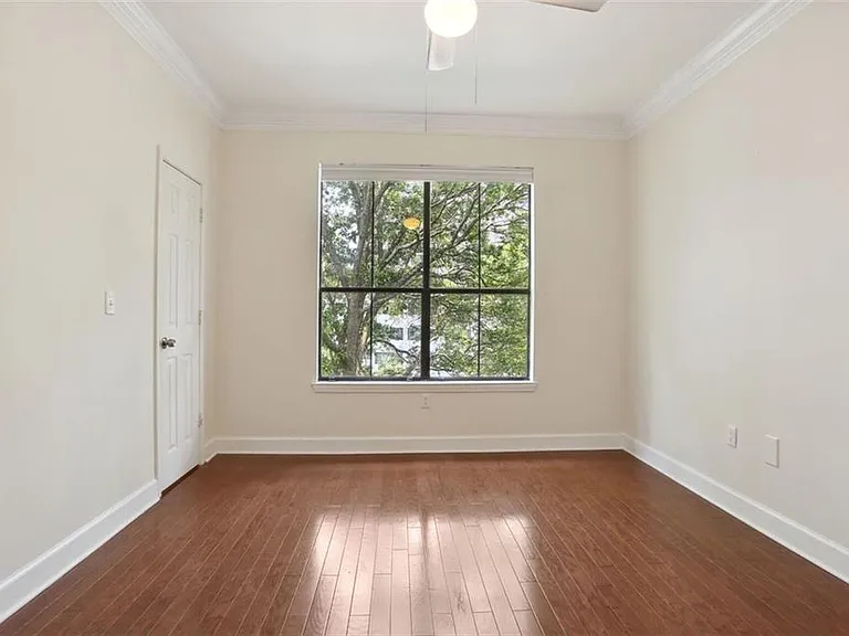 3777 Peachtree Rd NE #331 — Photo 11