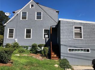 664 Noank Rd, Mystic, CT 06355