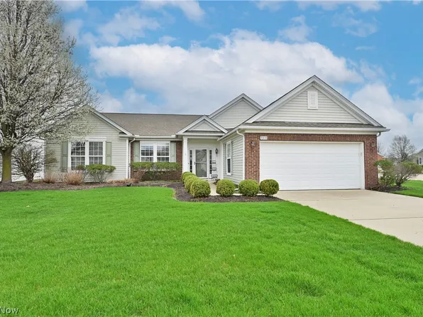 9355 Asbury Ln, North Ridgeville, OH 44039