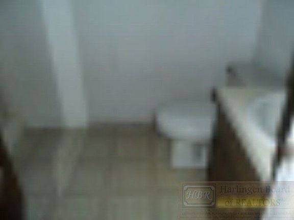 4th image of 24 W Lovell Ct