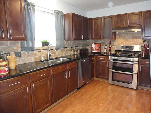 4th image of 6011 Ollia Cir