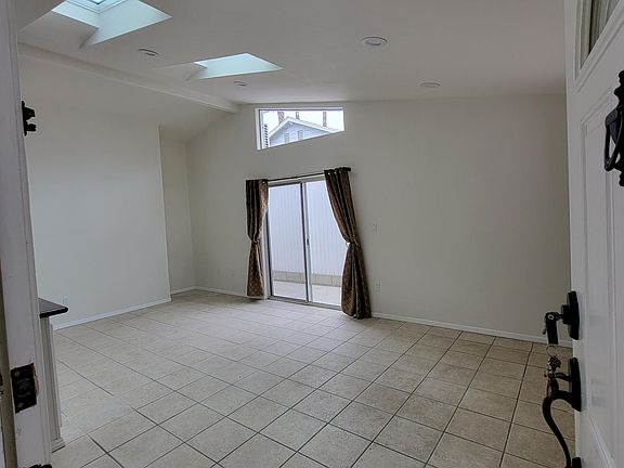 2nd image of 5011 Lockhaven Ave