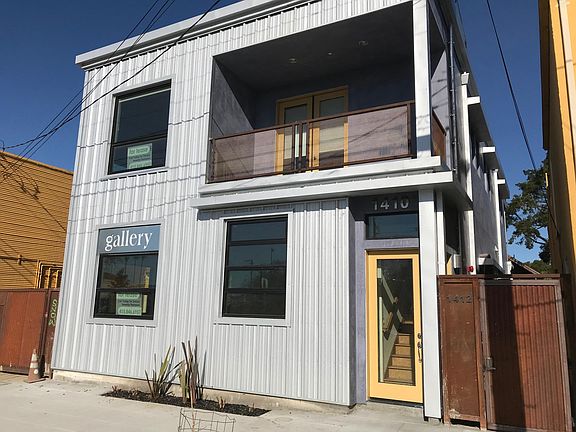 Front of building from 32nd Street