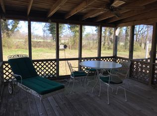 445 Taylor St, Bruceton, TN 38317