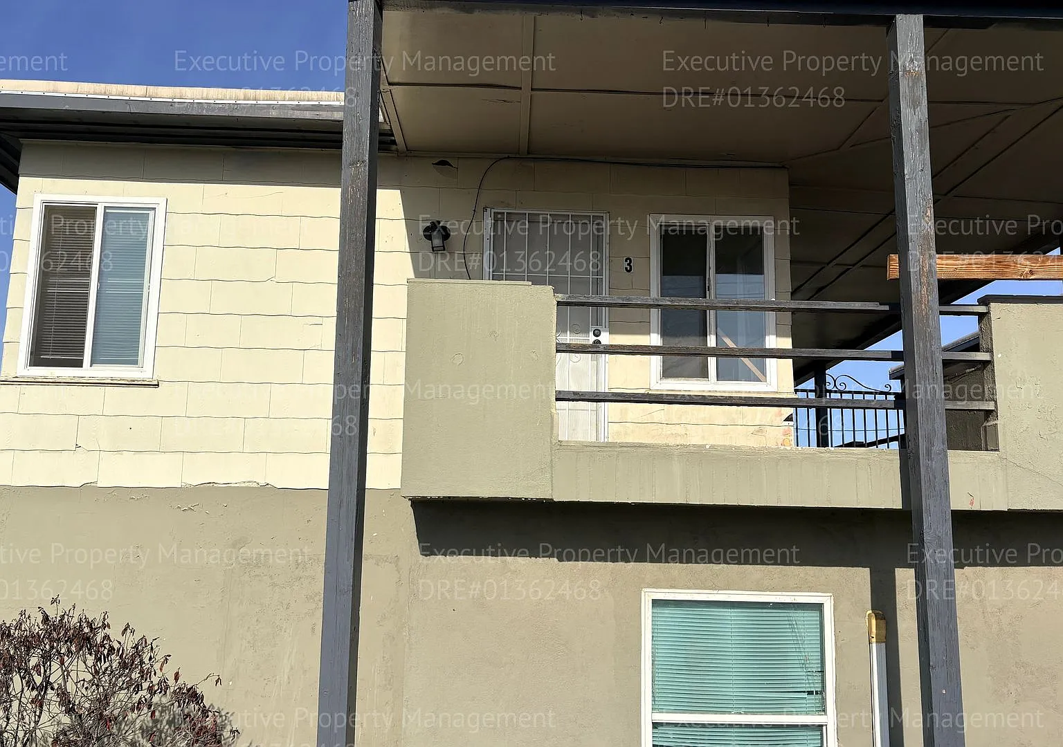 2190 Monterey St — Photo 2