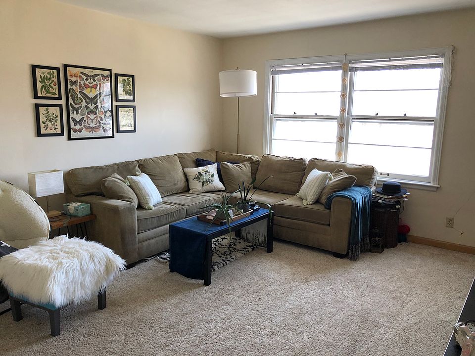 OPEN HOUSE SUNDAY 11-2