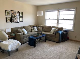 W63N517 Hanover Ave APT 3, Cedarburg, WI 53012