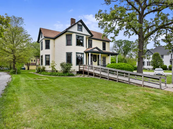 1322 Main St, Crete, IL 60417