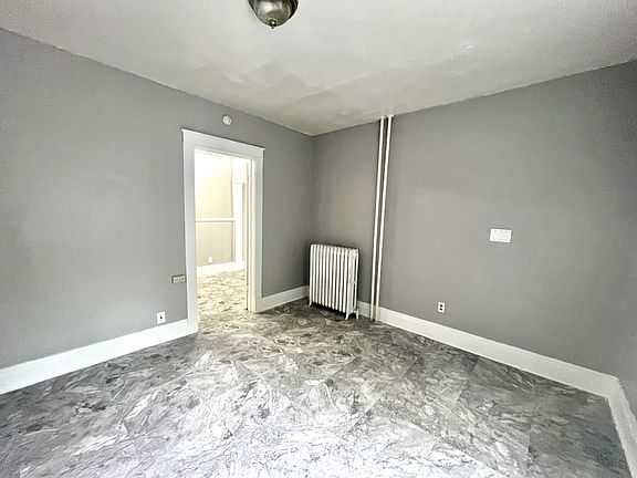 3rd image of 1311 Cleveland Ave #3