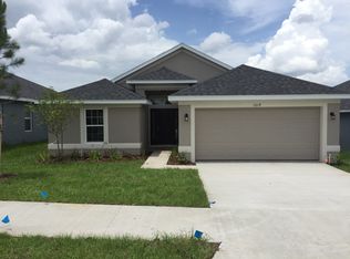 1011 Longville Cir, Tavares, FL 32778