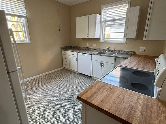 4th image of 1709 Sherman Ave APT 2