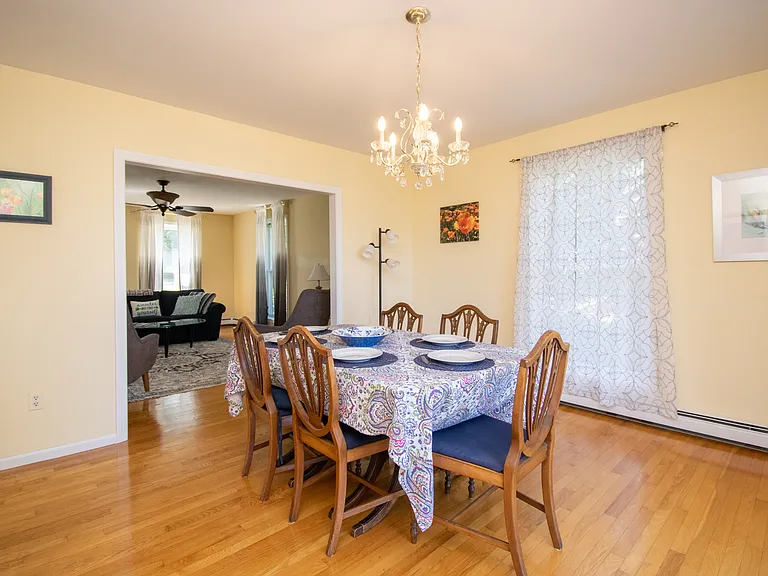 20 Morrison Ave — Photo 12