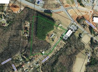 3056 Short Rd, Hickory, NC 28602