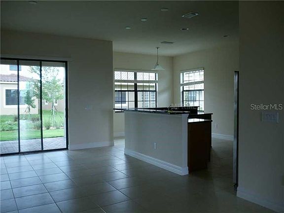 4th image of 10423 Stapeley Dr