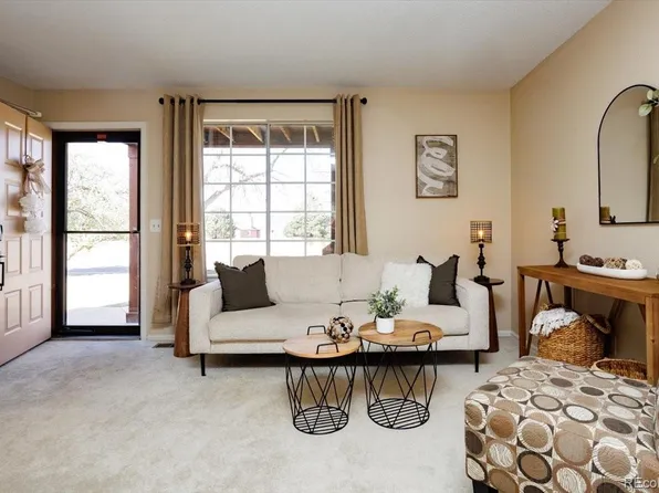 819 Summer Drive, Highlands Ranch, CO 80126