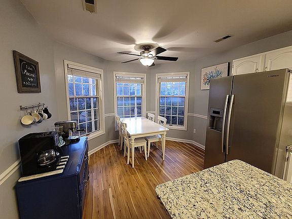 5th image of 21640 Thistle Pl