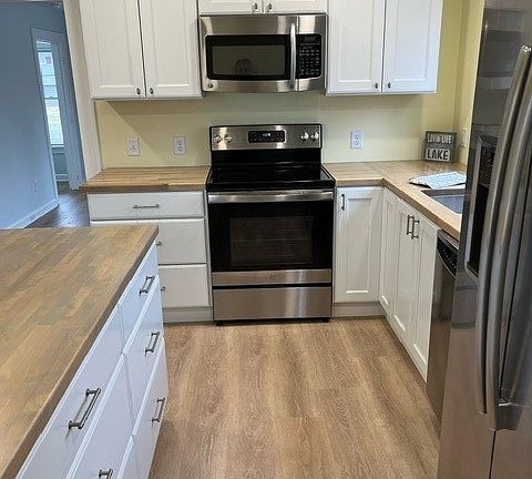 4th image of 601 Grantwood Ave