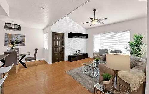 234 Hackamore Cmn Photo 1