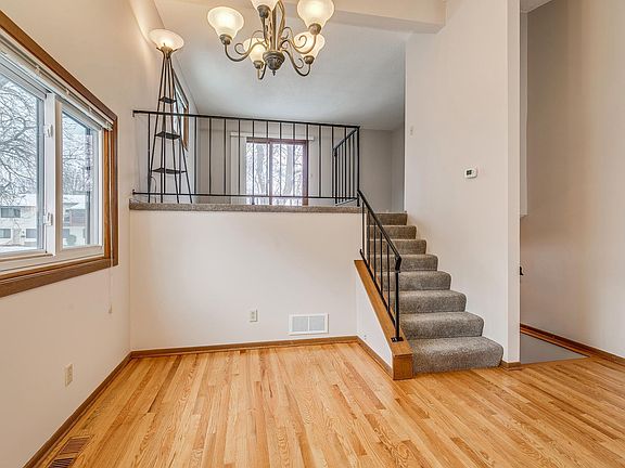 4th image of 3449 Willow Ct