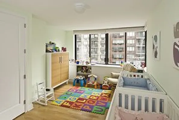 Sold by Douglas Elliman | media 32