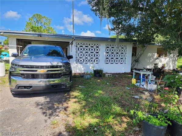 3404 Westclox St, Immokalee, FL 34142