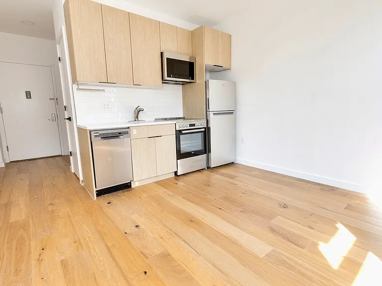 740 W End Ave #115X — Photo 4