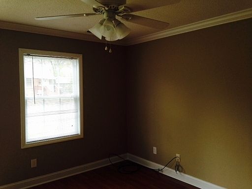 2nd image of 909 Stone St