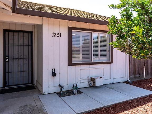 4th image of 1351 Chukar St