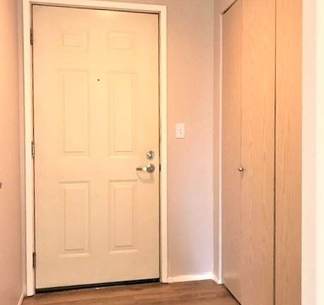 4th image of 4511 8th Ave NE APT 303