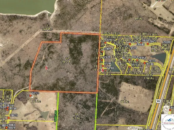 Benton House Ave, Warsaw, MO 65355