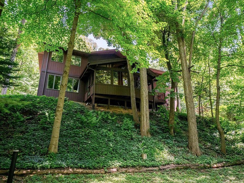 1st image of W5094 Highland PLACE