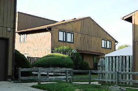 1st image of 550 Glen Ct
