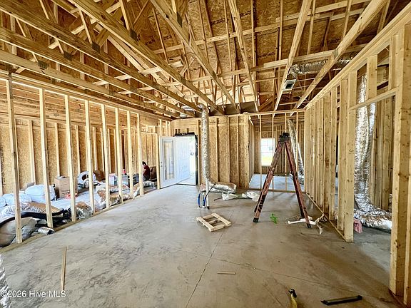 3rd image of 281 Pearce Street