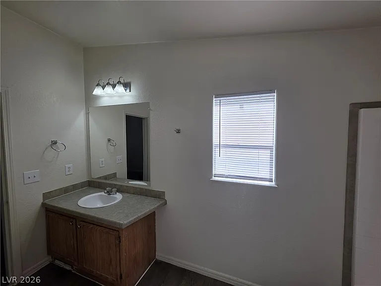 3560 Estes Park Dr — Photo 37