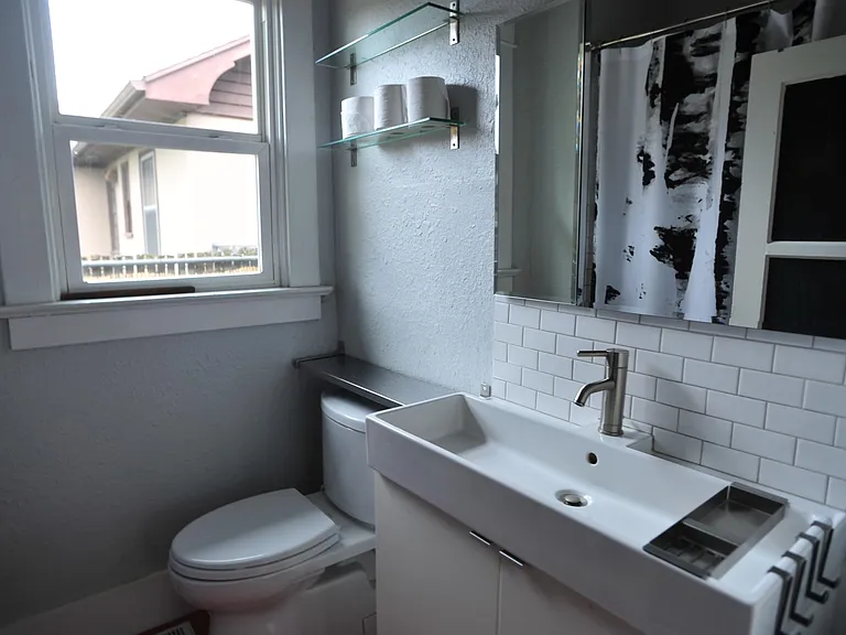 7030 SE Raymond Ct — Photo 11