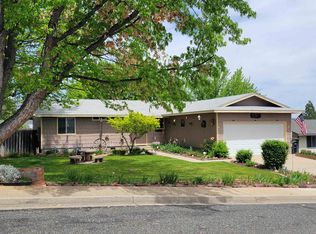 714 Lewis St, Yreka, CA