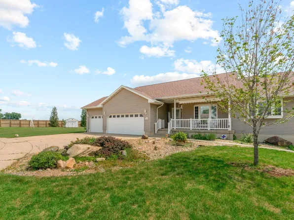 184 Gray St, Evansdale, IA 50707