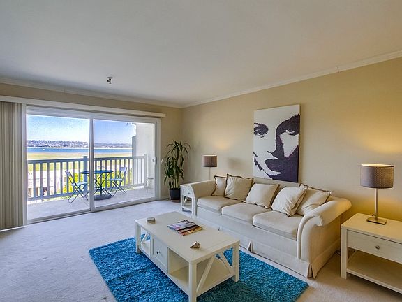 3rd image of 4015 Crown Point Dr Unit 209