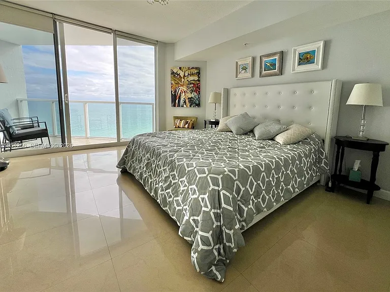 16699 Collins Ave #2109 — Photo 10