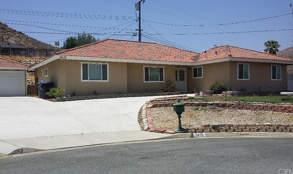 1st image of 5435 Villela Ave