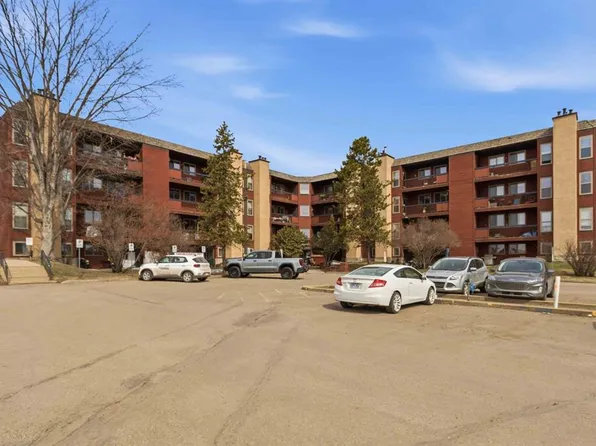610 SE Signal Rd #315, Wood Buffalo, AB T9H 4W5